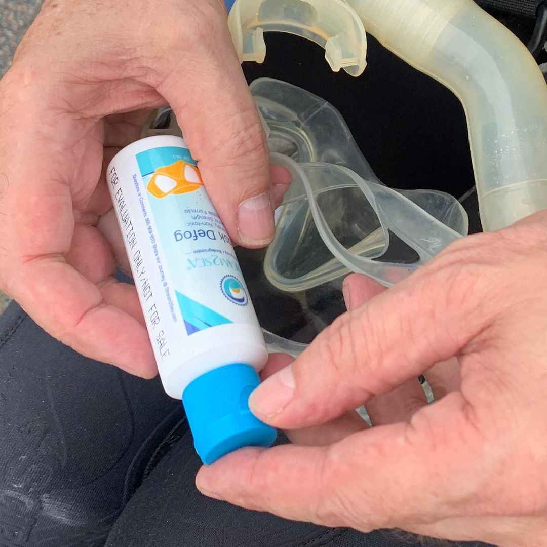 Salinity Swimwear Professional Mask Defog simple